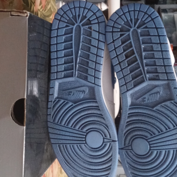 Air Jordan - Picture 8 of 8